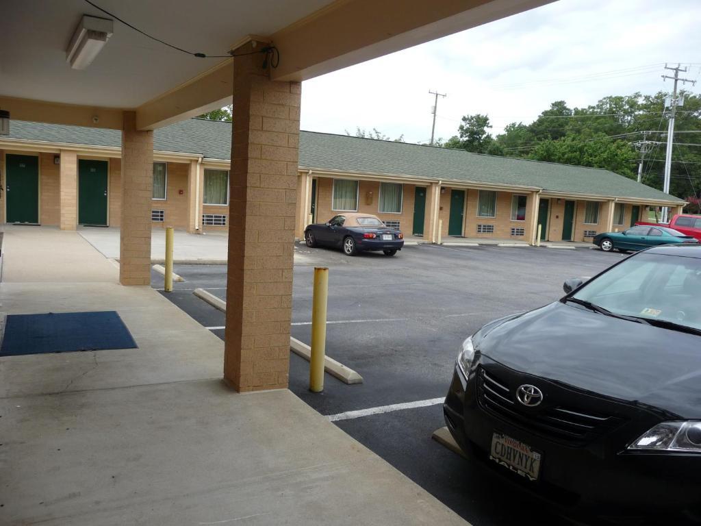 Royal Inn Motel Richmond Brandermill Luaran gambar